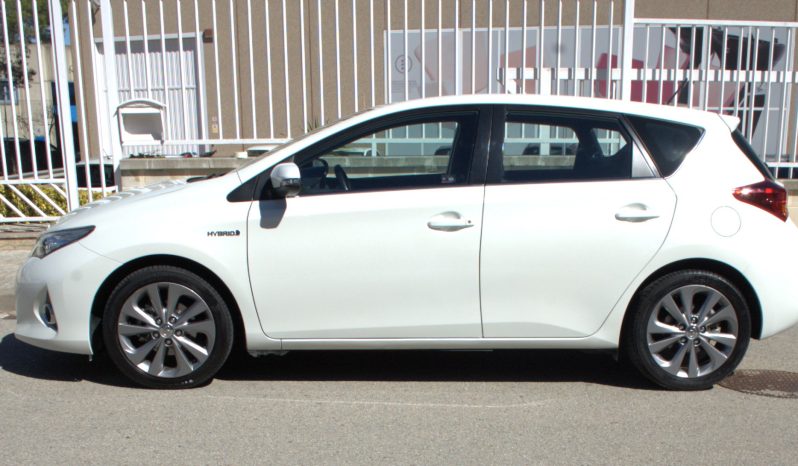 
								Toyota Auris 2013 1.8 HYBRID 136 CV Etiqueta ECO full									